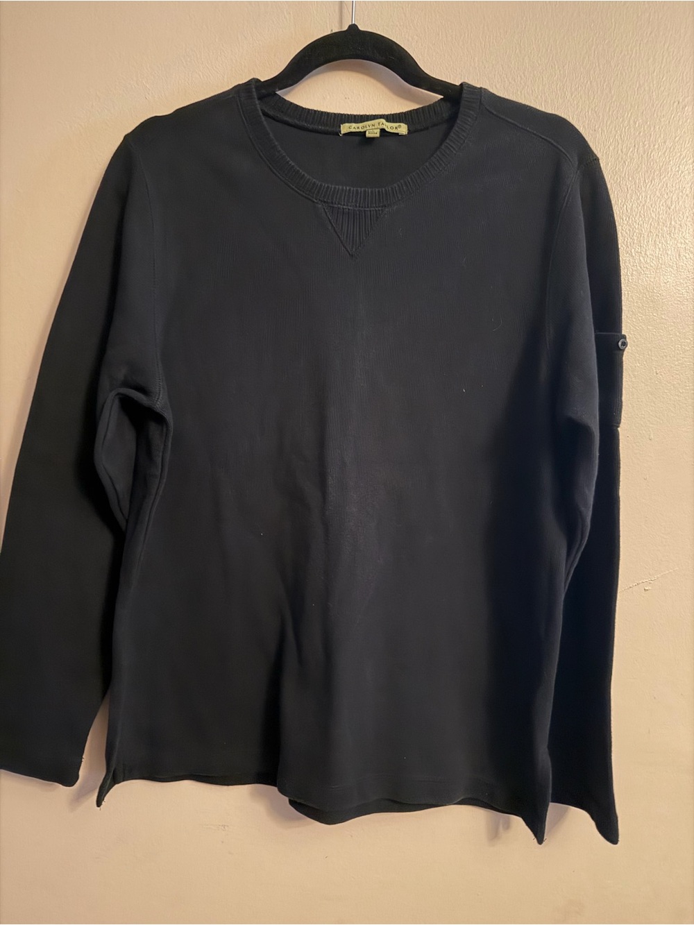 Women's Black Crewneck Sweater - Classic Casual Pullover